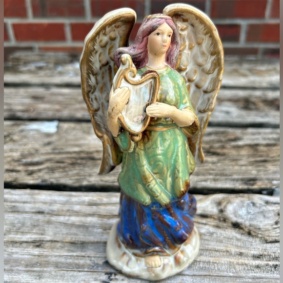 Greenbrier International Porcelain Angel with Harp - Picture 4 of 7